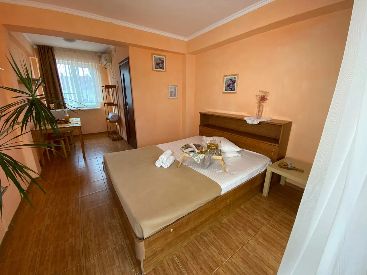 Интерьер номера в отеле Villa Liza